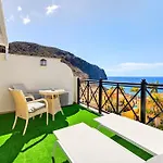 Brisa Serena - Oceanfront & Jacuzzi