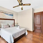 Brisa Serena - Oceanfront & Jacuzzi