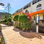 Holiday home Brisa Serena - Oceanfront & Jacuzzi Los Cristianos (Tenerife)