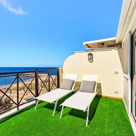 Brisa Serena - Oceanfront & Jacuzzi