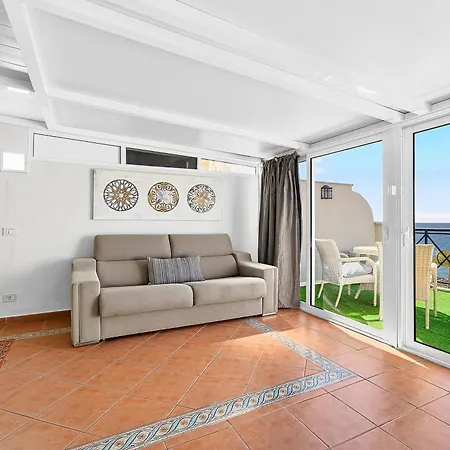 Hébergement de vacances Brisa Serena - Oceanfront & Jacuzzi *