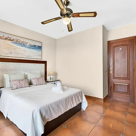 Brisa Serena - Oceanfront & Jacuzzi