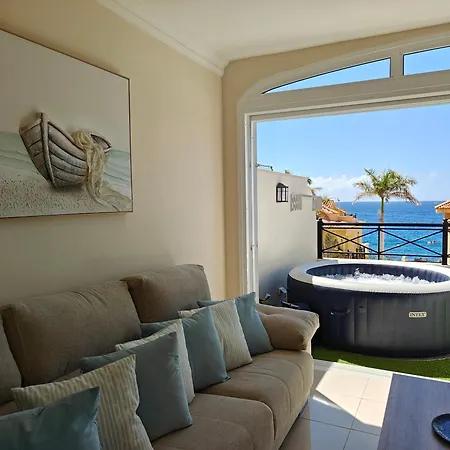 Brisa Serena - Oceanfront & Jacuzzi